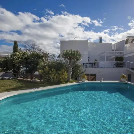 San Salvador Appartamento *