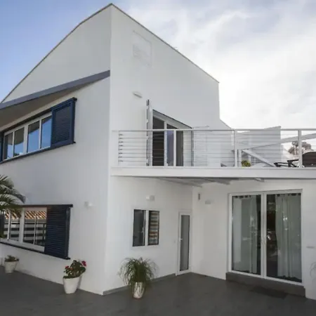 San Salvador Apartment
