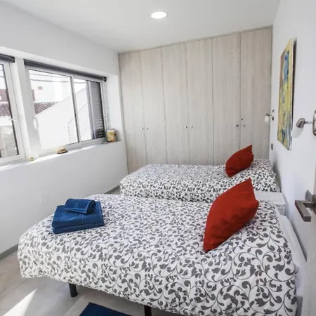 San Salvador Apartment *