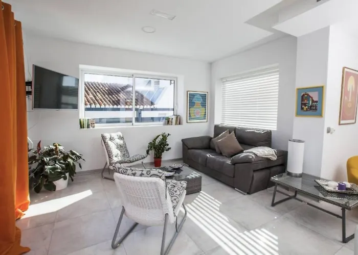 San Salvador Apartament *